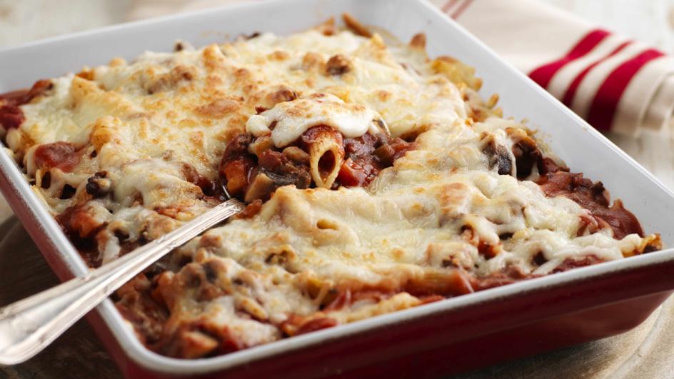 Baked Penne with Meat and Mushroom Bolognaise