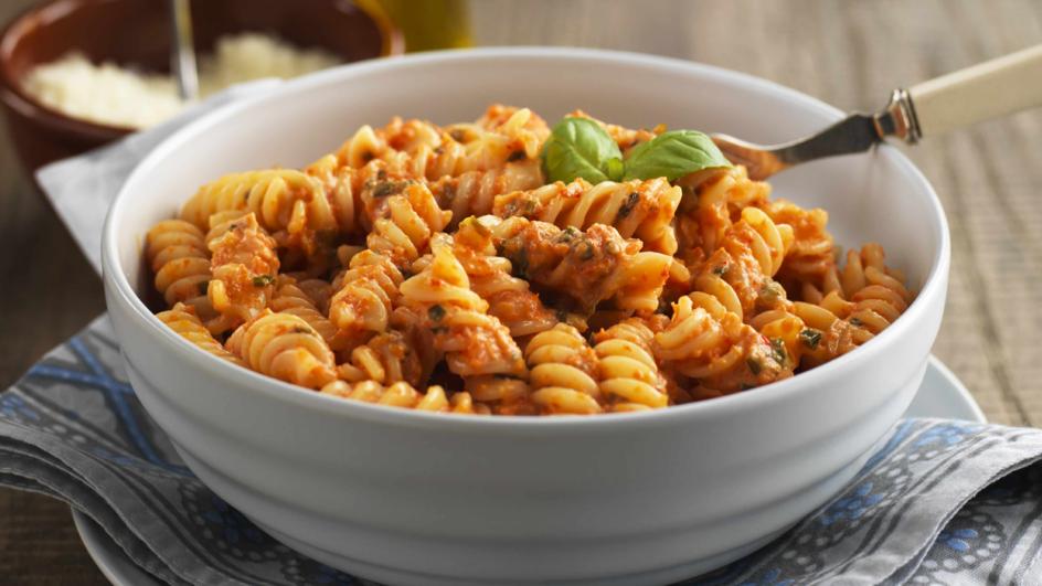 Rotini Pasta with Roasted Red Bell Peppers