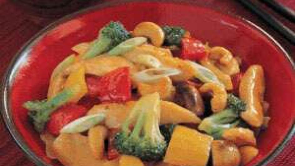Chicken with Vegetables and Cashew Nuts Stir-Fry