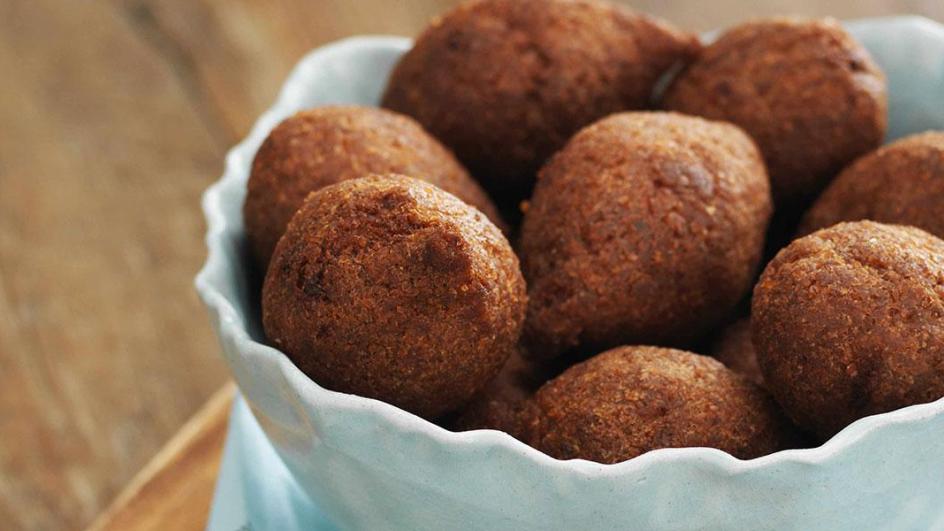 Kibbeh with Eggplant Stuffing