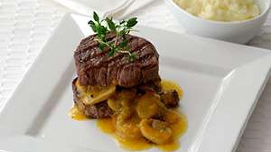 STEAK WITH MUSHROOM SAUCE
