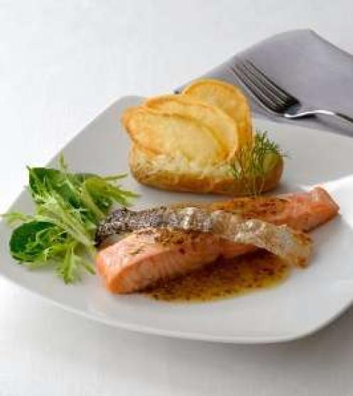 Grilled Salmon Fillet - media description