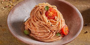 Creamy Tomato Carbonara