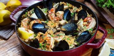 Seafood Majboos-Paella style
