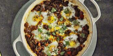 Sausage Shakshouka