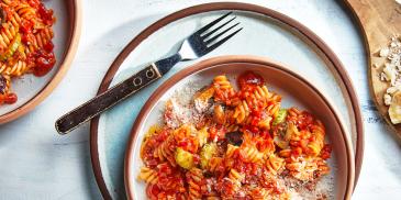 Napolitana vegetable fusilli